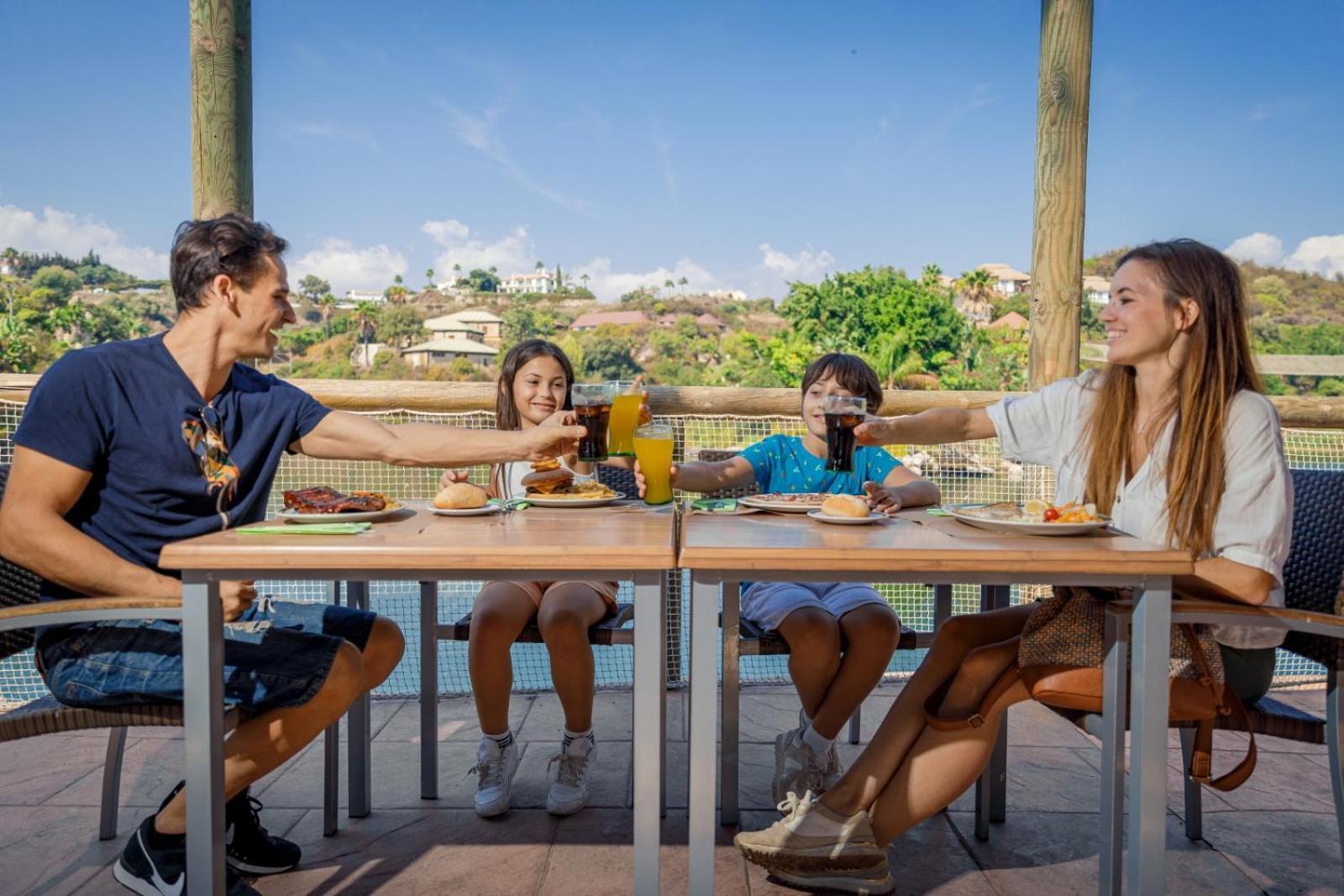 Hotel Selwo Lodge - Animal Park Tickets Included Estepona Eksteriør billede